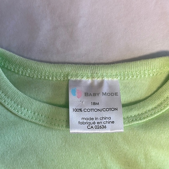 Baby Mode - NWT - Vibrant Green Long Sleeve Tee with Playful Graphic - Picture 2 of 4